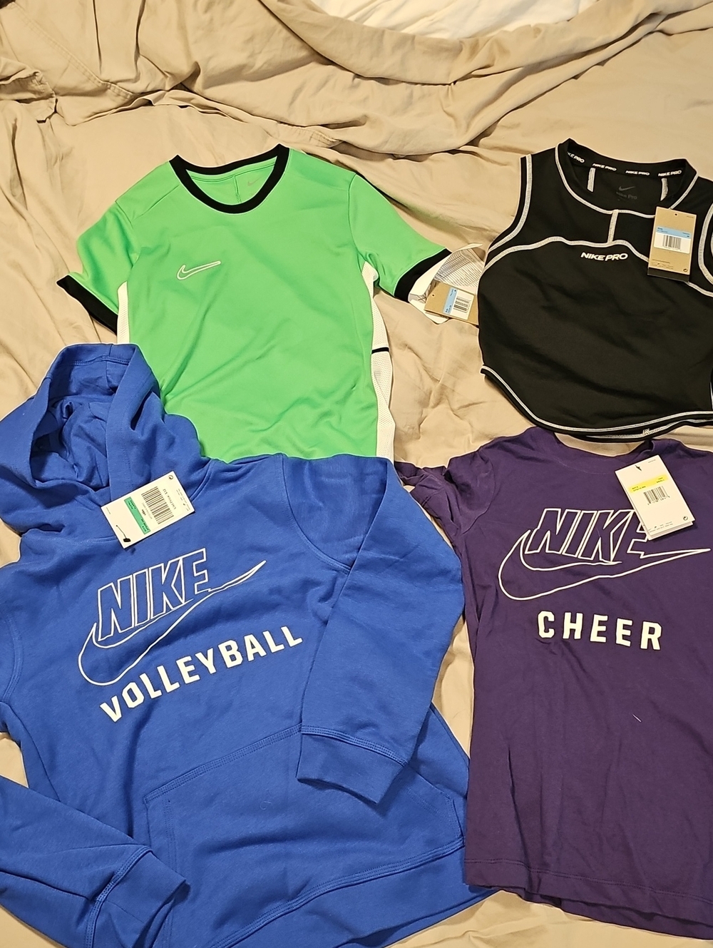 Lot Of 4 Nike Kids Tops